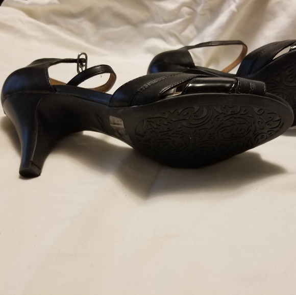 Clarks Cynthia Arlene Mary Jane Sandals in Black - Picture 3 of 4